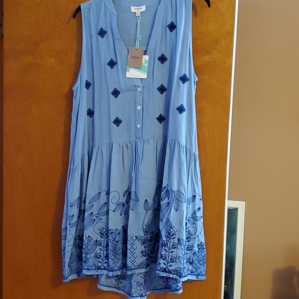 NWT blue jumper from small boutique